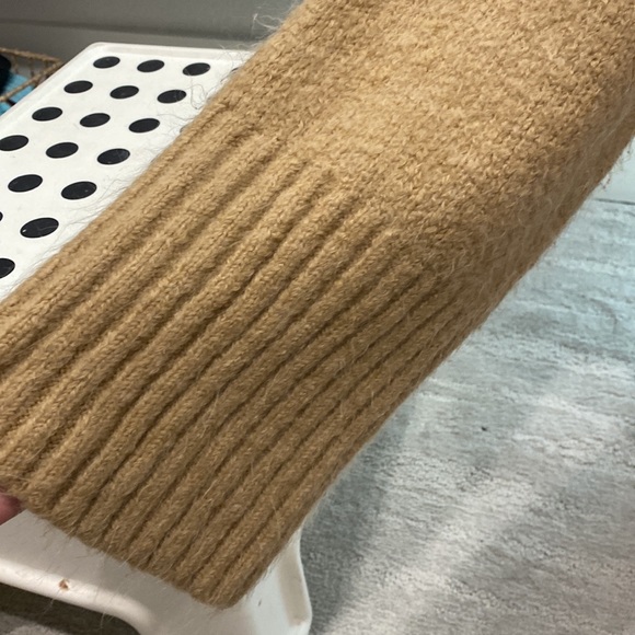 Sweater - Picture 2 of 3